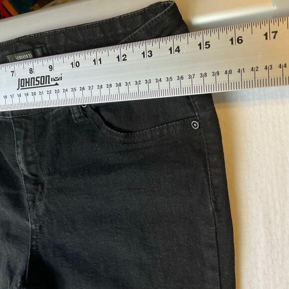FOREVER 21 Women Skinny Jeans size 27 Black Mid Rise Stretch Boot Cut - Picture 2 of 11